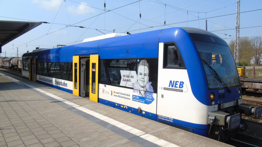 Ein Triebwagen der RB 63 im Bahnhof Eberswalde